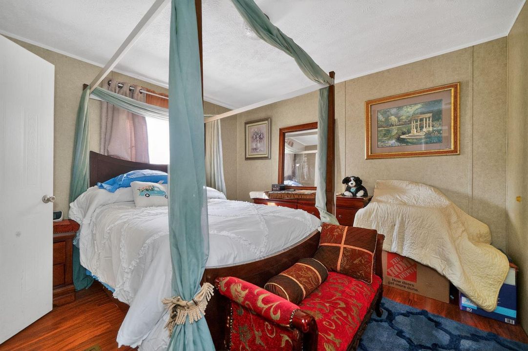 Bedroom2