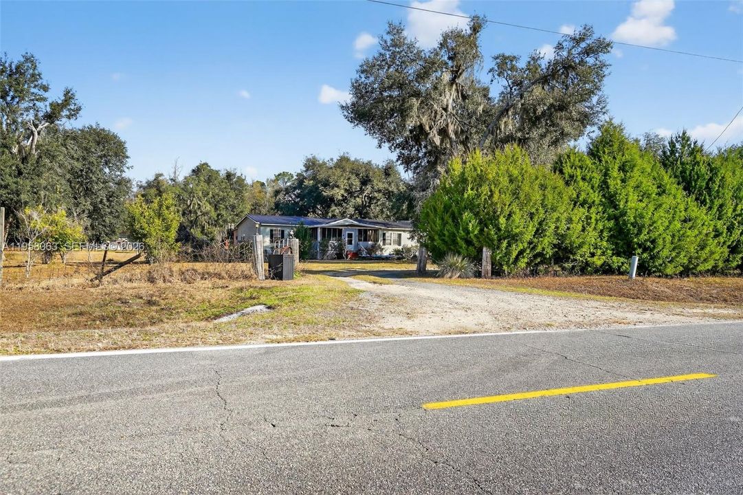 For Sale: $315,000 (5 beds, 3 baths, 2802 Square Feet)