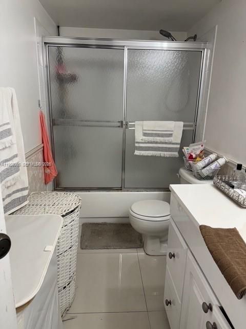 На продажу: $219,900 (1 спален, 1 ванн, 894 Квадратных фут)