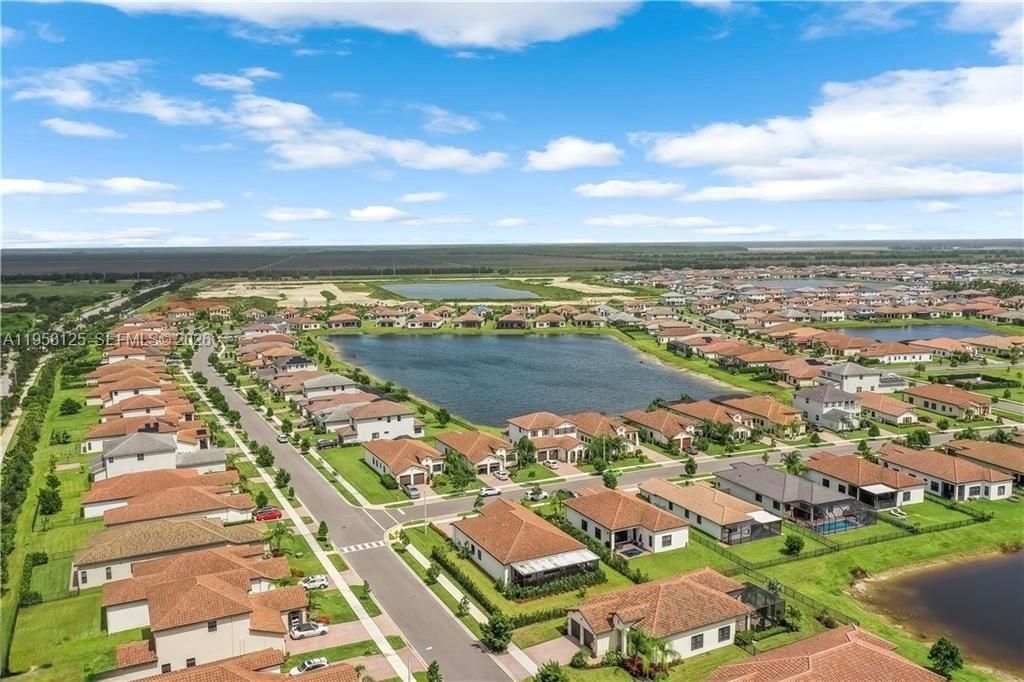 На продажу: $495,000 (4 спален, 3 ванн, 0 Квадратных фут)