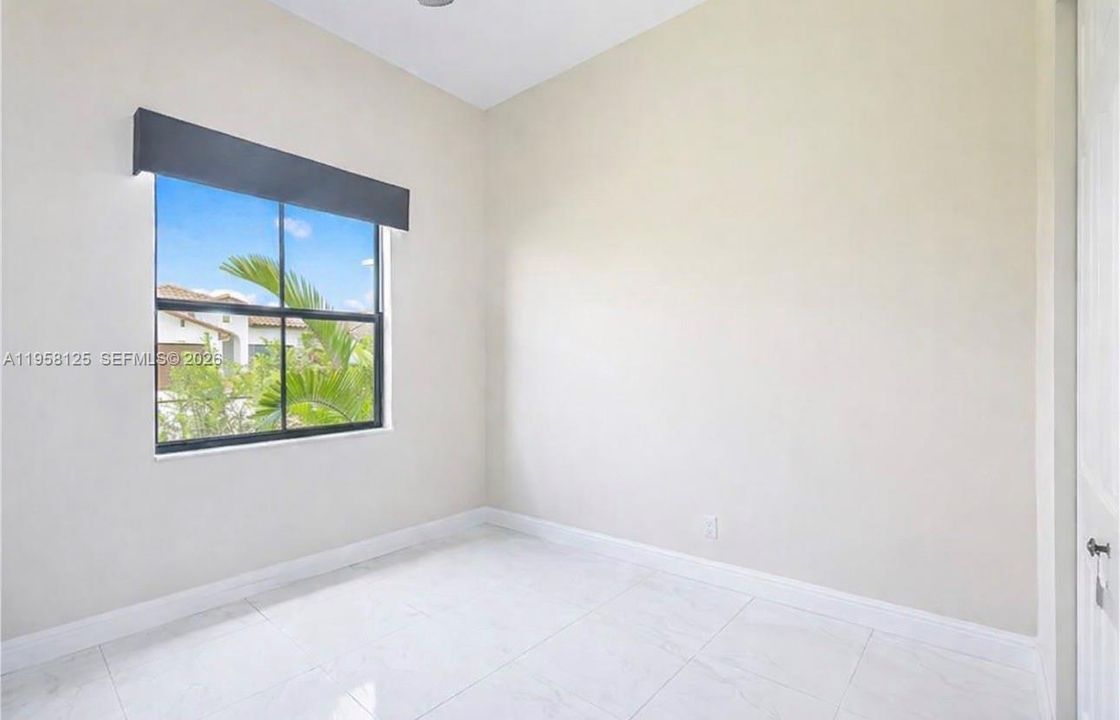 На продажу: $495,000 (4 спален, 3 ванн, 0 Квадратных фут)