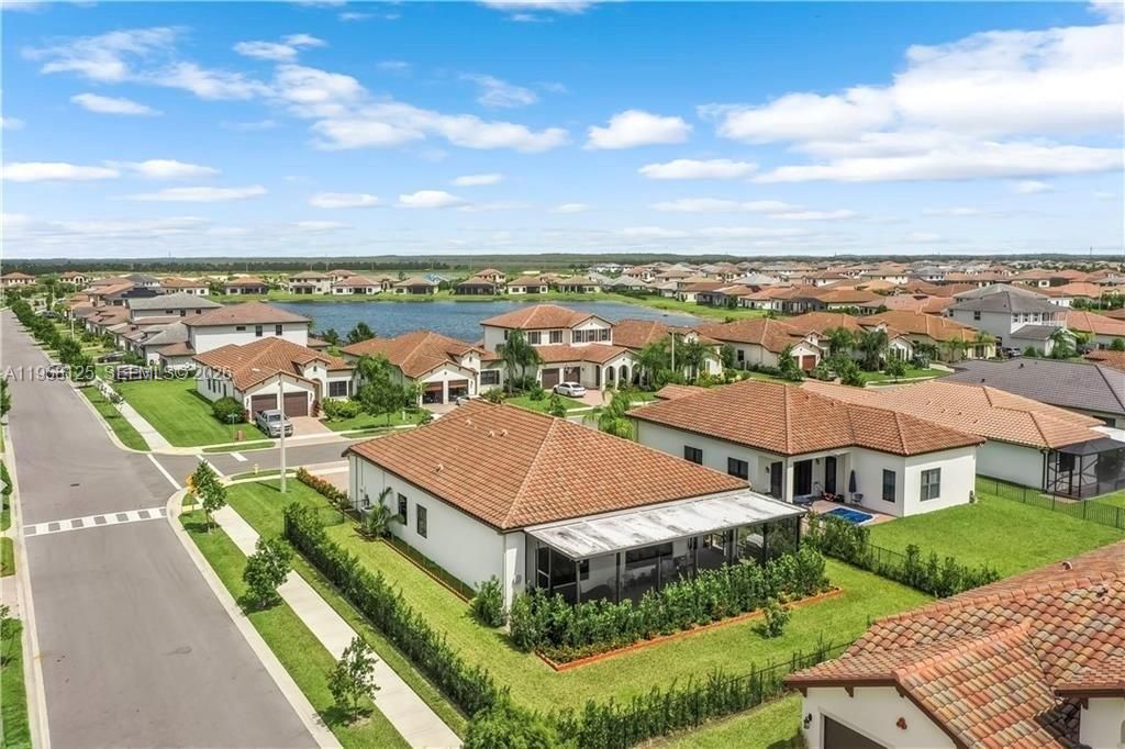 На продажу: $495,000 (4 спален, 3 ванн, 0 Квадратных фут)