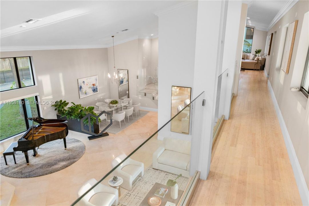 En Venta: $4,195,000 (6 camas, 4 baños, 5741 Pies cuadrados)