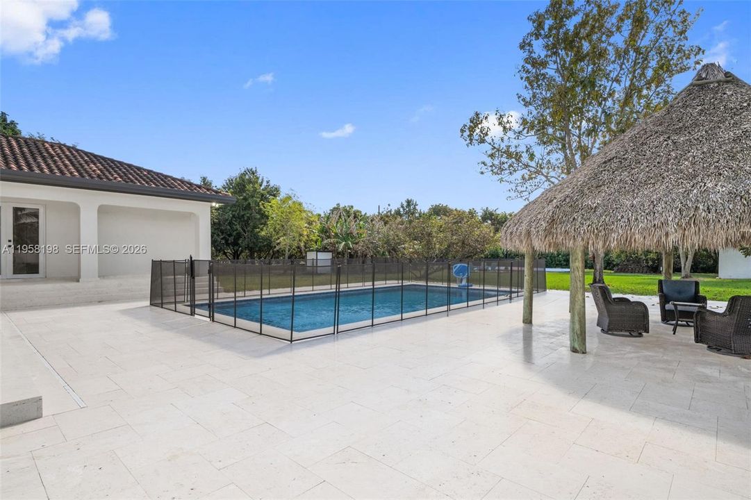 En Venta: $2,199,500 (6 camas, 4 baños, 3384 Pies cuadrados)