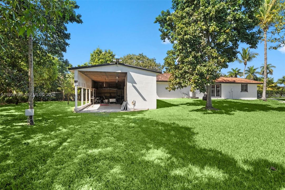 En Venta: $2,199,500 (6 camas, 4 baños, 3384 Pies cuadrados)