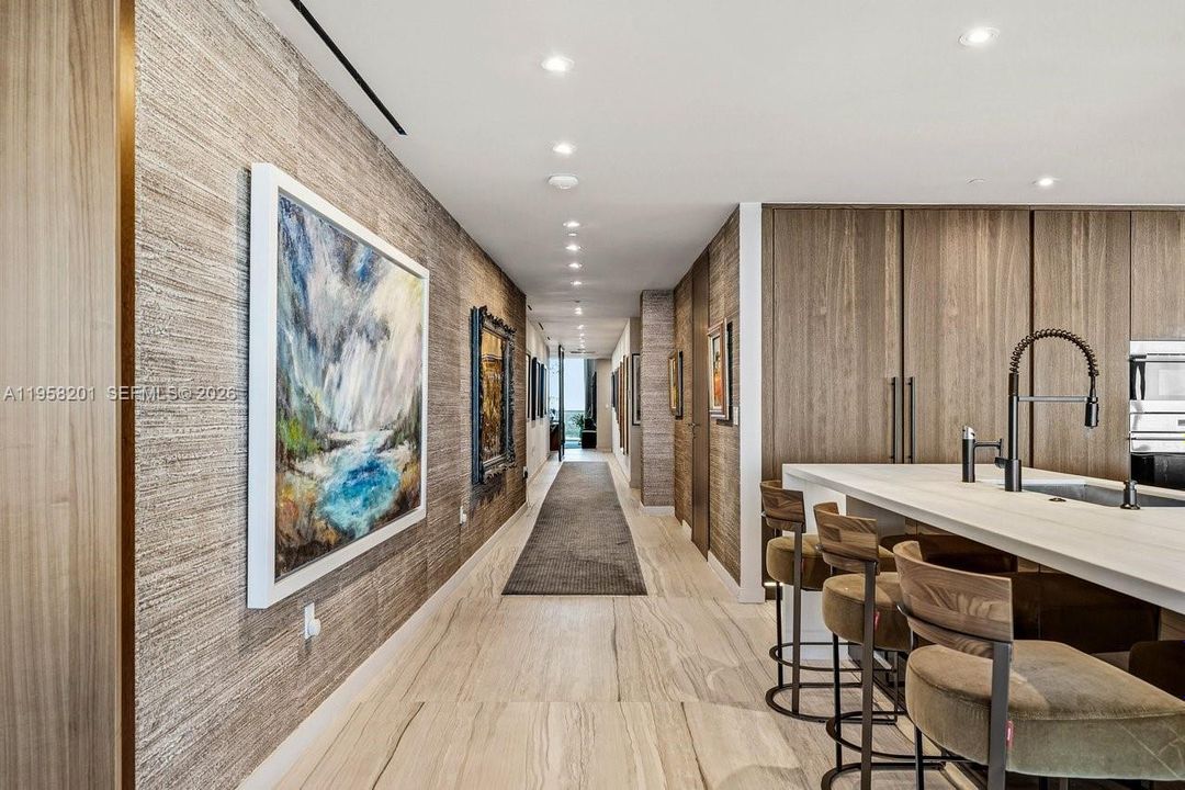 На продажу: $9,995,000 (4 спален, 4 ванн, 4498 Квадратных фут)