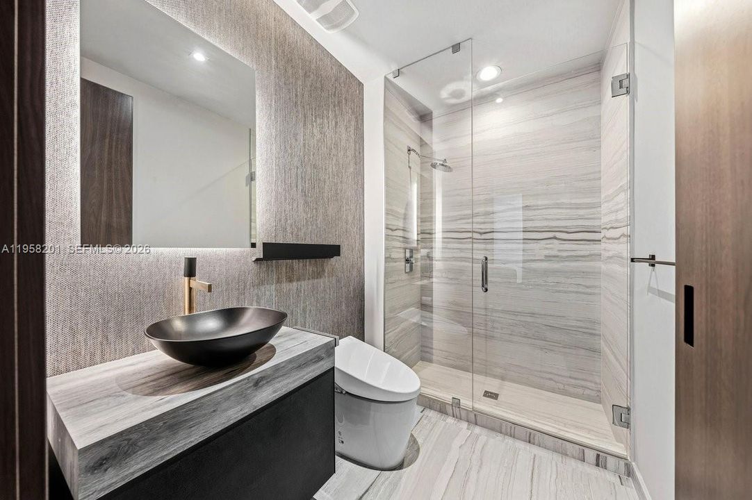 На продажу: $9,995,000 (4 спален, 4 ванн, 4498 Квадратных фут)