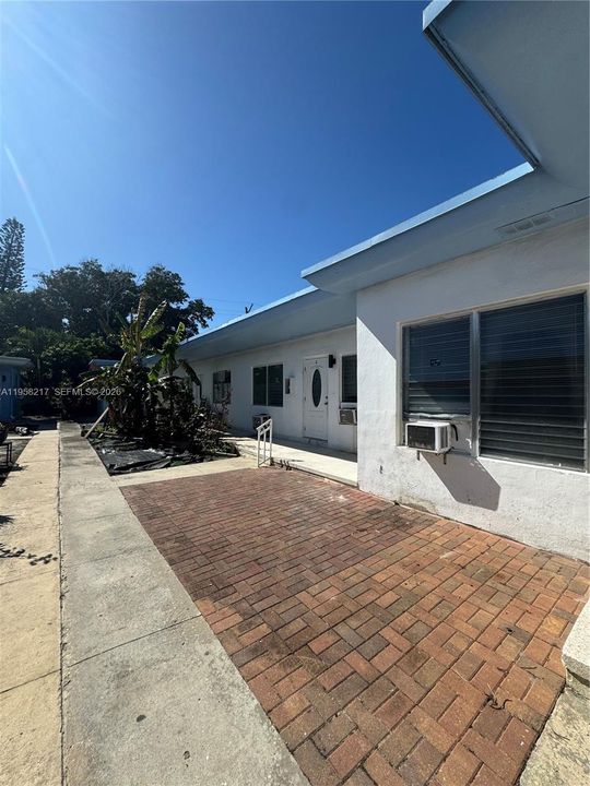 Active With Contract: $1,287,500 (0 beds, 0 baths, 3428 Square Feet)