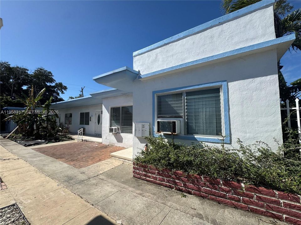 Active With Contract: $1,287,500 (0 beds, 0 baths, 3428 Square Feet)