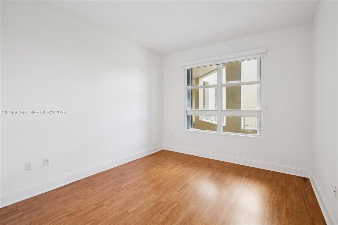 Recently Rented: $9,500 (2 beds, 2 baths, 1450 Square Feet)