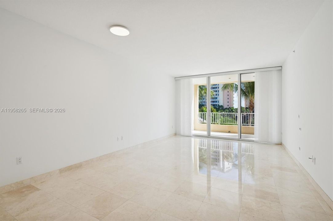 Recently Rented: $9,500 (2 beds, 2 baths, 1450 Square Feet)