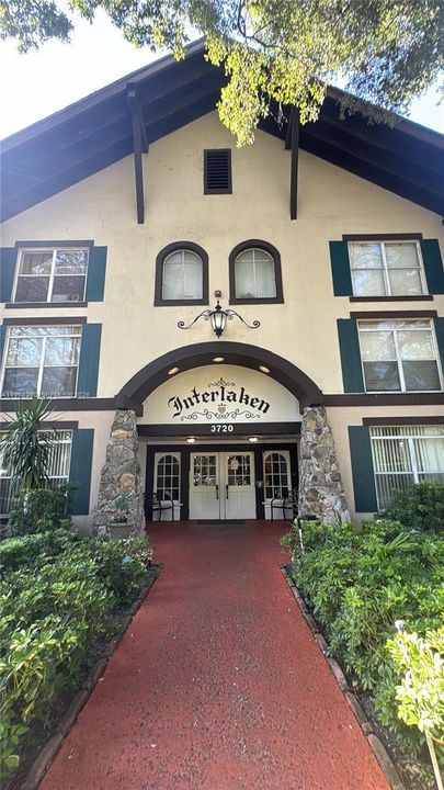 For Sale: $115,000 (1 beds, 1 baths, 800 Square Feet)