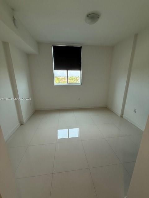 Недавно арендовано: $2,900 (2 спален, 2 ванн, 1066 Квадратных фут)
