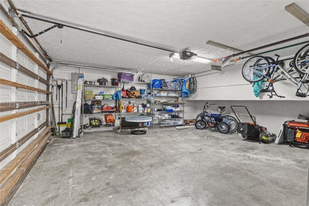 Activo con contrato: $499,000 (3 camas, 2 baños, 1650 Pies cuadrados)