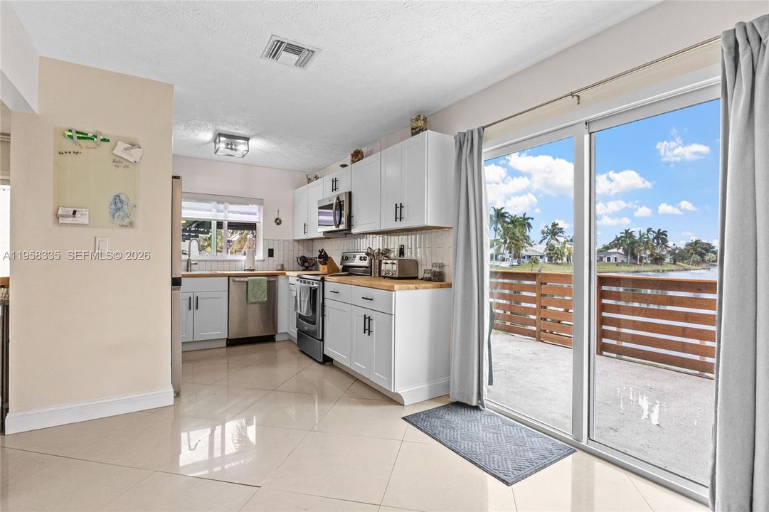 Activo con contrato: $499,000 (3 camas, 2 baños, 1650 Pies cuadrados)