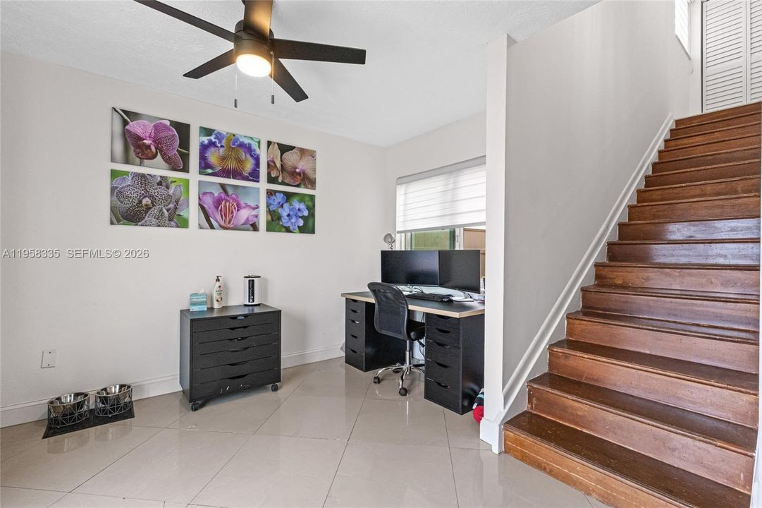 Activo con contrato: $499,000 (3 camas, 2 baños, 1650 Pies cuadrados)