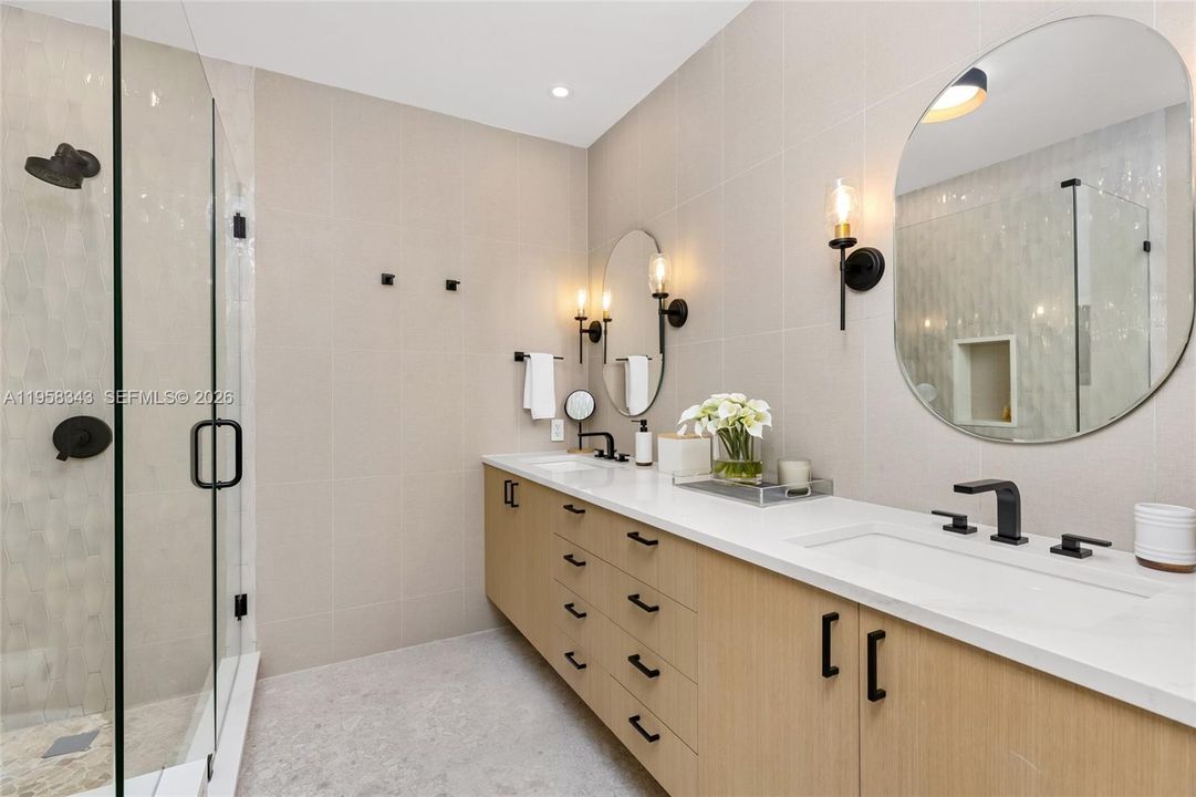 En Venta: $9,500,000 (6 camas, 7 baños, 10635 Pies cuadrados)