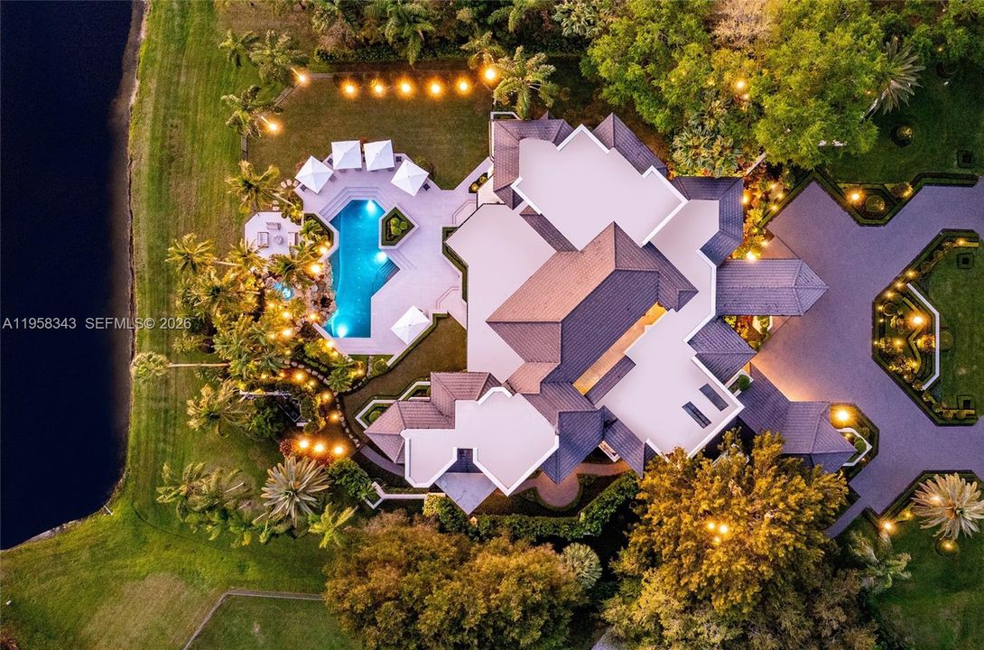 En Venta: $9,500,000 (6 camas, 7 baños, 10635 Pies cuadrados)