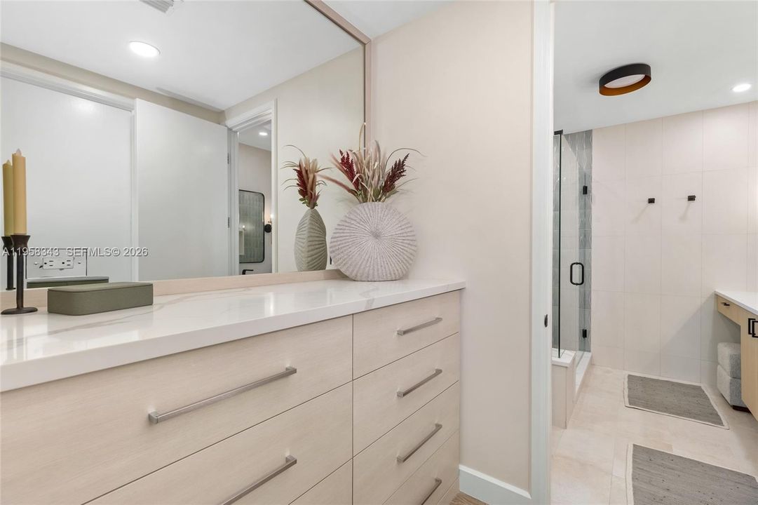 En Venta: $9,500,000 (6 camas, 7 baños, 10635 Pies cuadrados)