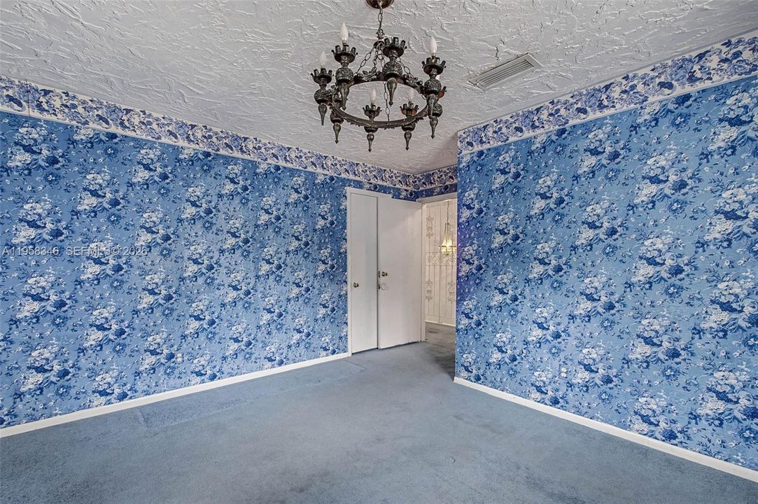 Vendido Recientemente: $2,750,000 (9 camas, 7 baños, 6875 Pies cuadrados)