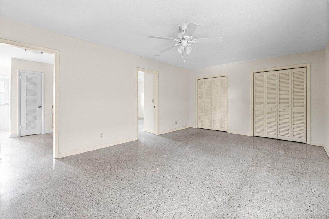 009-751HummingbirdWay-NorthPalmBeach-FL-