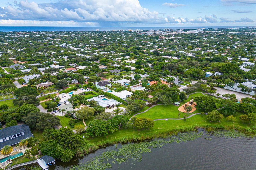041-1117LakeDrive-DelrayBeach-FL-33444-F