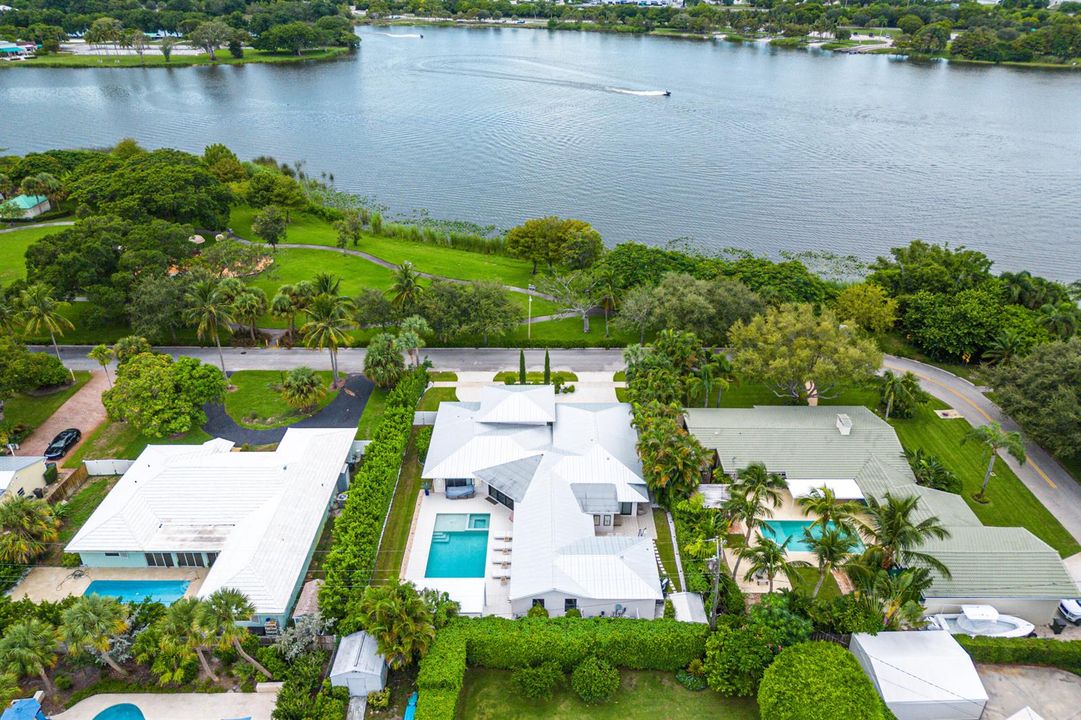 035-1117LakeDrive-DelrayBeach-FL-33444-F
