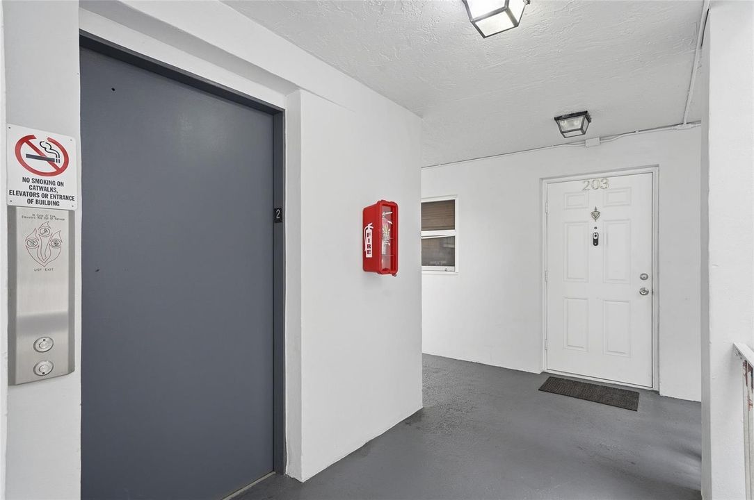 UNIT 203 CLOSE TO ELEVATOR