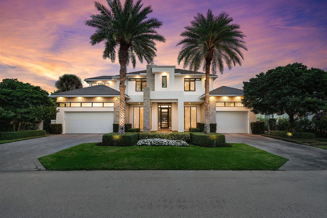 2424_Queen_Palm_Road_Dusk_01