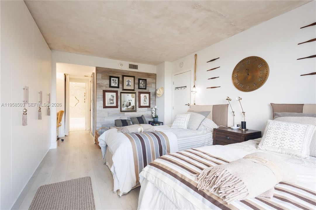 Activo con contrato: $840,000 (1 camas, 1 baños, 840 Pies cuadrados)