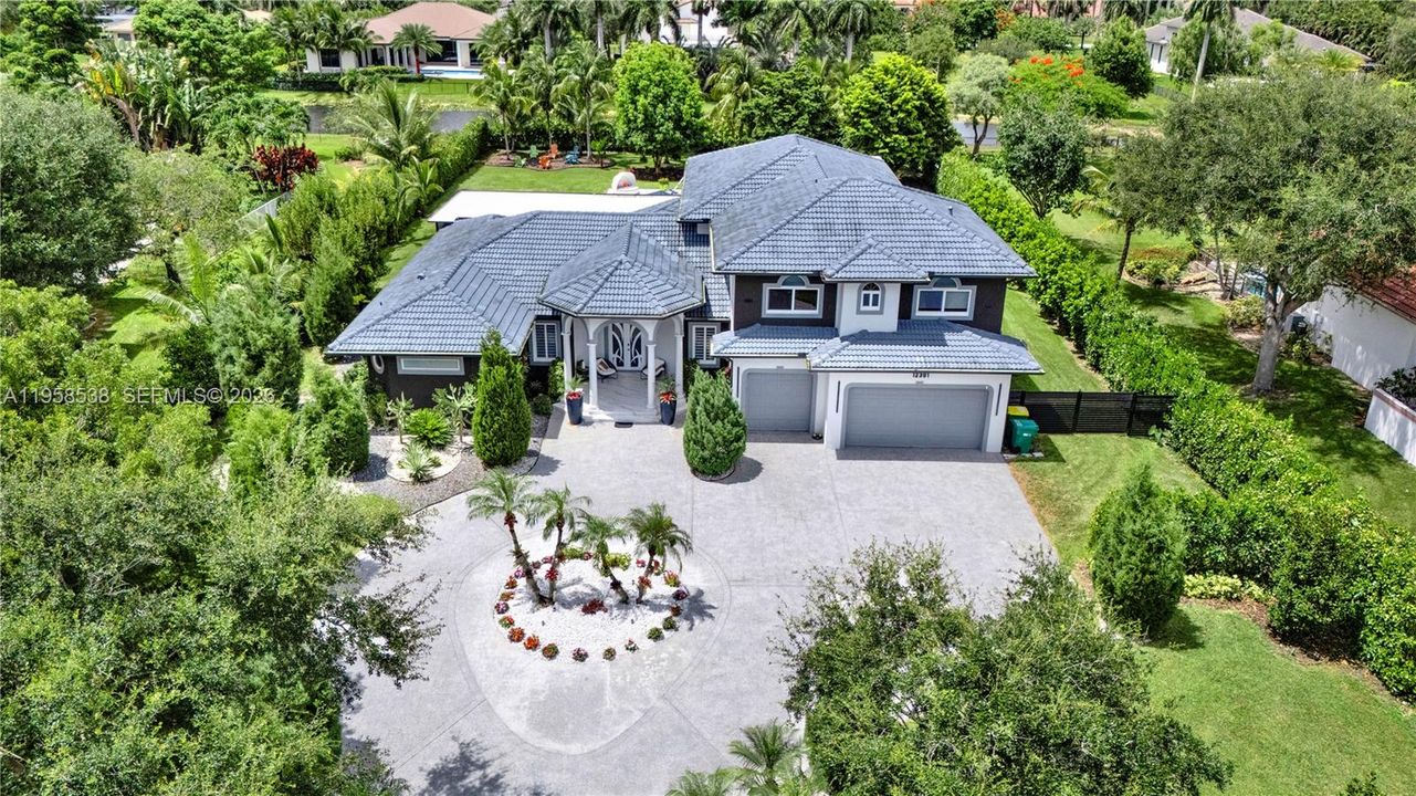 En Venta: $4,100,000 (5 camas, 4 baños, 4905 Pies cuadrados)