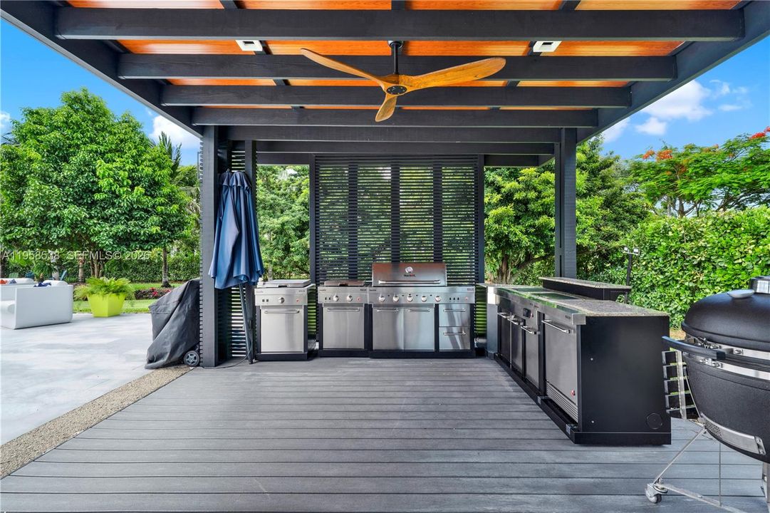 En Venta: $4,100,000 (5 camas, 4 baños, 4905 Pies cuadrados)