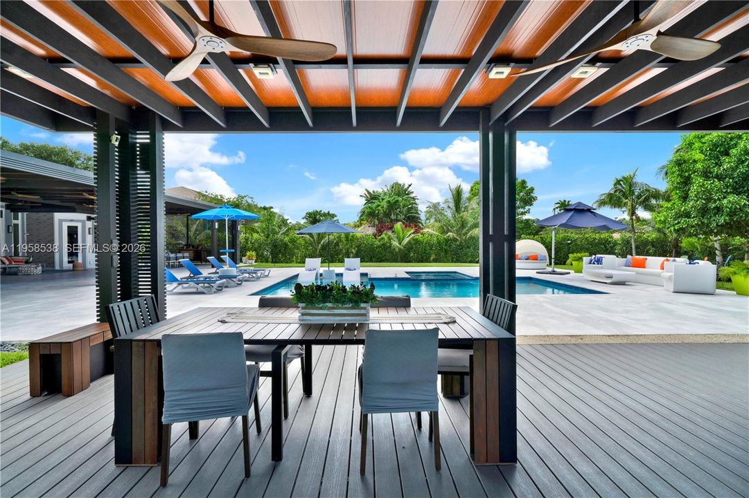 En Venta: $4,100,000 (5 camas, 4 baños, 4905 Pies cuadrados)