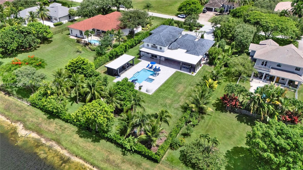 En Venta: $4,100,000 (5 camas, 4 baños, 4905 Pies cuadrados)