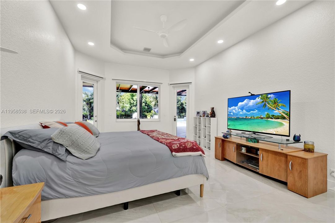 En Venta: $4,100,000 (5 camas, 4 baños, 4905 Pies cuadrados)