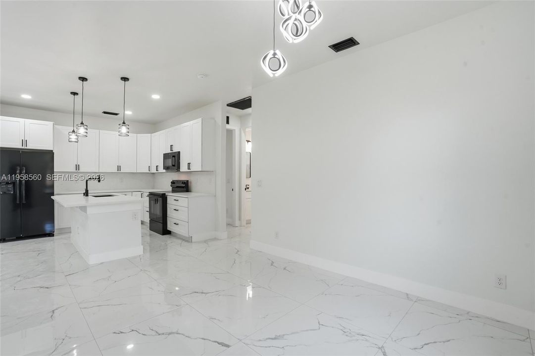Activo con contrato: $334,900 (3 camas, 2 baños, 0 Pies cuadrados)
