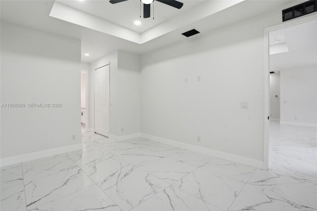 Activo con contrato: $334,900 (3 camas, 2 baños, 0 Pies cuadrados)