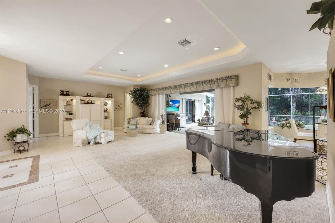 Recently Sold: $1,299,900 (5 beds, 3 baths, 3547 Square Feet)