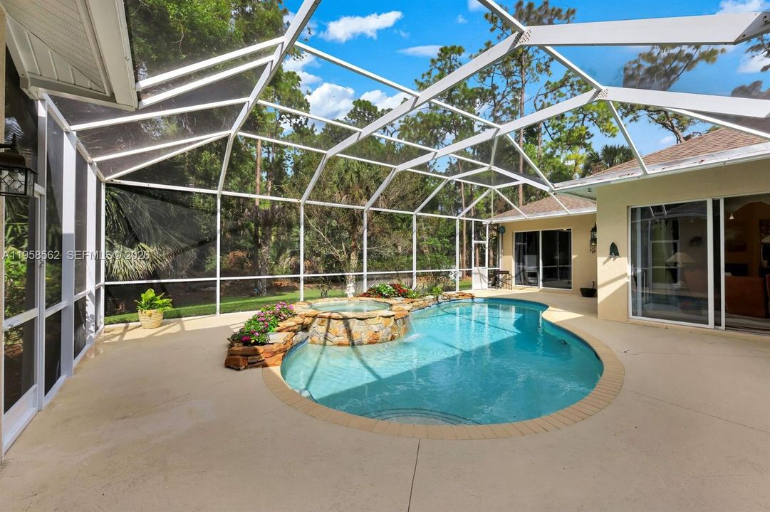 Recently Sold: $1,299,900 (5 beds, 3 baths, 3547 Square Feet)