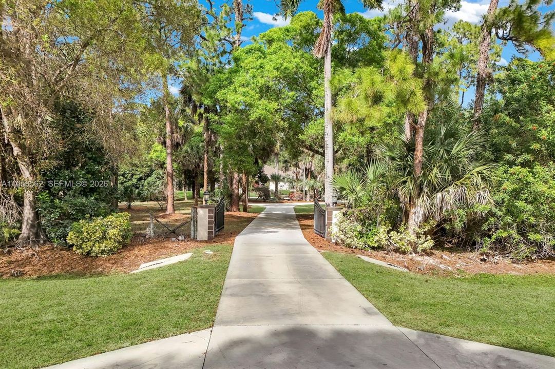 Recently Sold: $1,299,900 (5 beds, 3 baths, 3547 Square Feet)