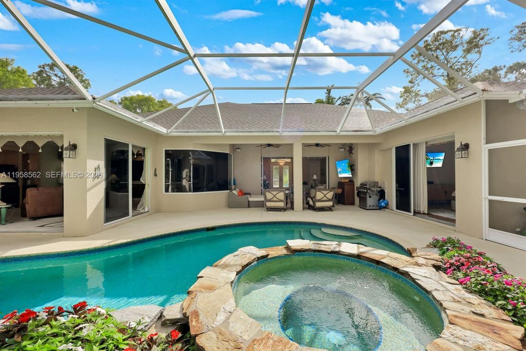 Recently Sold: $1,299,900 (5 beds, 3 baths, 3547 Square Feet)