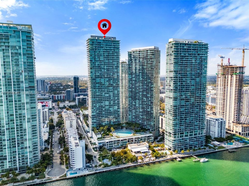 For Sale: $3,475,000 (4 beds, 4 baths, 2663 Square Feet)