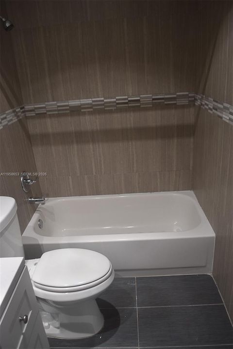 На продажу: $419,000 (4 спален, 3 ванн, 1750 Квадратных фут)