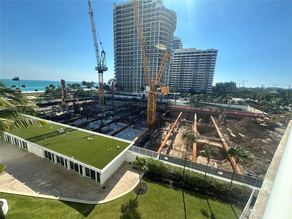 For Sale: $1,340,000 (2 beds, 2 baths, 1056 Square Feet)