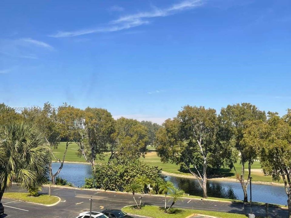 На продажу: $205,000 (1 спален, 1 ванн, 1008 Квадратных фут)