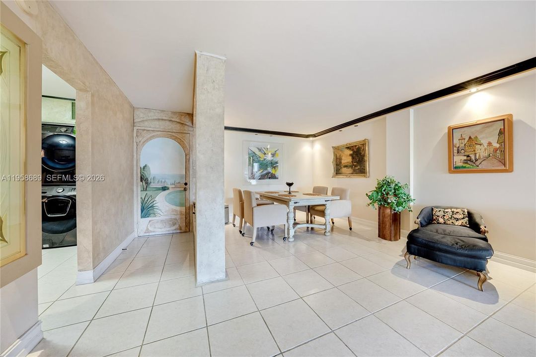 На продажу: $205,000 (1 спален, 1 ванн, 1008 Квадратных фут)