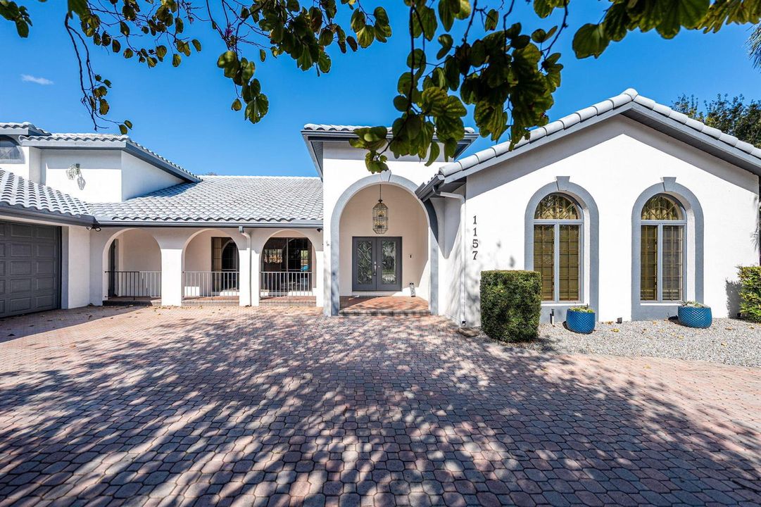 5-web-or-mls-1157-sw-mirror-lake-cv