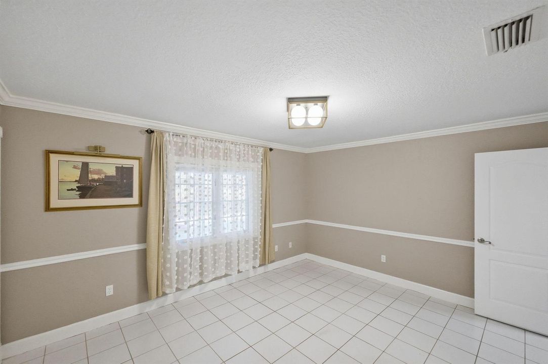 54-web-or-mls-1157-sw-mirror-lake-cv