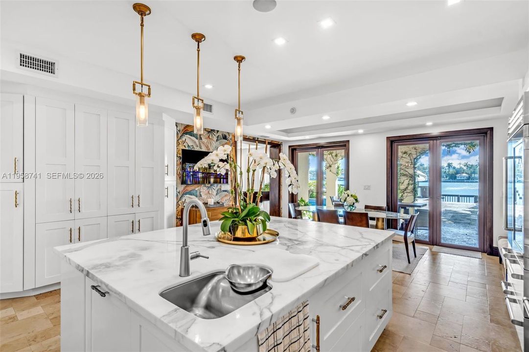 For Sale: $12,000,000 (5 beds, 5 baths, 4115 Square Feet)