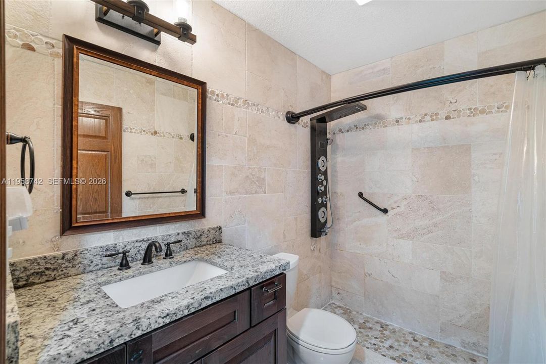 En Venta: $1,539,900 (4 camas, 3 baños, 3540 Pies cuadrados)